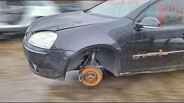 Kompletan auto u delovima: VOLKSWAGEN GOLF 5 2008. GOD. - KOMPLETAN AUTO U DELOVIMA na lalafo.rs — 3 Kompletan auto u delovima: VOLKSWAGEN GOLF 5 2008. GOD. - KOMPLETAN AUTO U DELOVIMA — 3