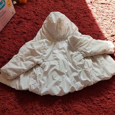 zara zimske cizme: C&A bela jakna 92 Poguzvana od stajanja u kesi. Ispravice se od — 3