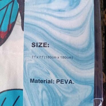 ukrasi za jelku sa imenom: Zavesa za kadu dimenzije uslikane ova dva dezena ima na stanju po 450 — 1
