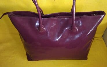 torba novo: Calvin Klein bordo lakovana torba Prelepa lakovana torba Calvin Klein — 2
