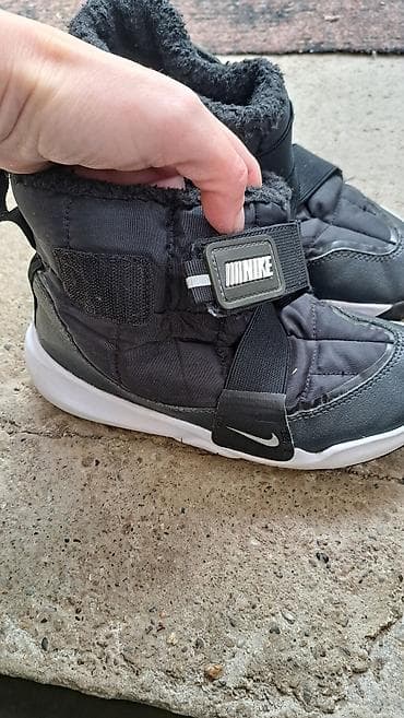 hm haljinice za djevojčice: Nike zimske patike/čizmice za decu 32 - Topla, mekana postava od — 2