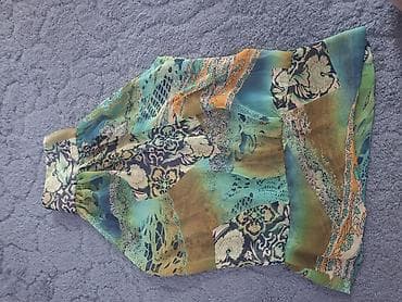 Ženska halter bluza bez rukava - Kroj: halter model sa dubokim — 2