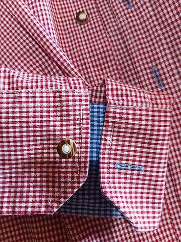 top: Muški lot garderobe koji se sastoji od tri komada: - **C&A — 5