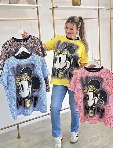 Women's T-shirts and tops: Ženske oversized majice sa Mickey printom. Kratki rukav,okrugli izrez — 1