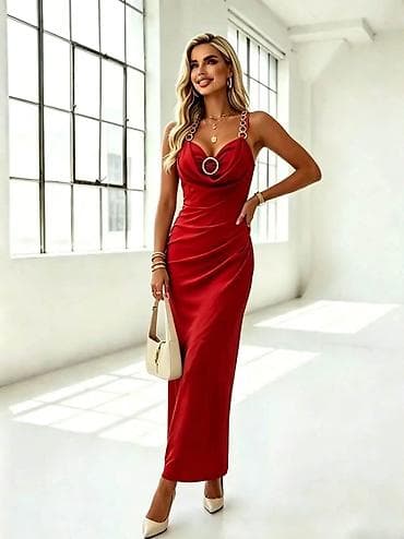 bele svecane bluze: Elegantna duga haljina sa lancima i prsten detaljem - Model: duga — 7