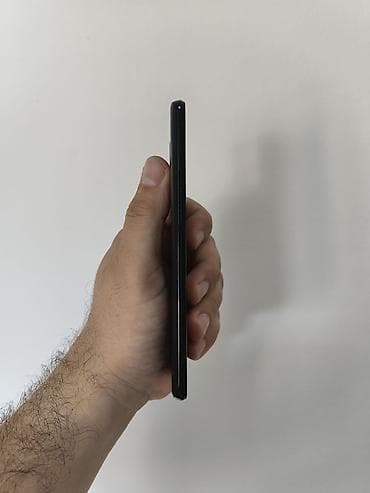 polovna klima: OnePlus 6t dual sim sim free, verzija sa 6/128 gb memorije. Ok očuvan — 2