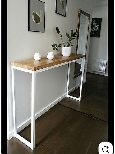 Desks and tables: Uska konzolna/ulazna polica modernog industrijskog dizajna. - — 1