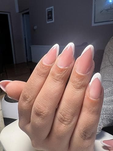 asos novi sad: Usluga manikira – prirodan gel/gel-lak i francuski stil povoljno — 5