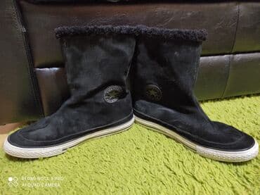 Personal Items: Ankle boots, Converse, 42 — 6