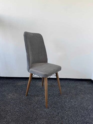 stolice matis: 06. stolica
50e komad — 9