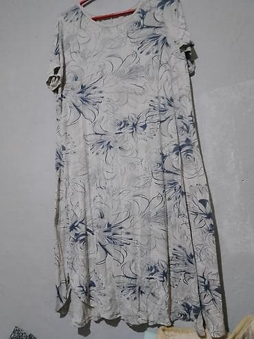 bershka odeca: Haljina – veličina XXL Materijal: viskoza sa elastinom (prijatna — 4