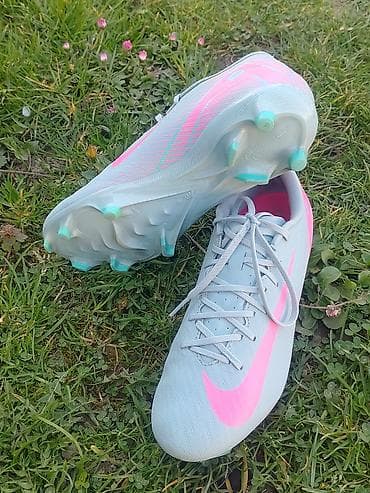 Muzički instrumenti: Kopacke NIKE MERCURIAl br 38,5 gaziste 24 cm su u odlicnom stanju sa — 9