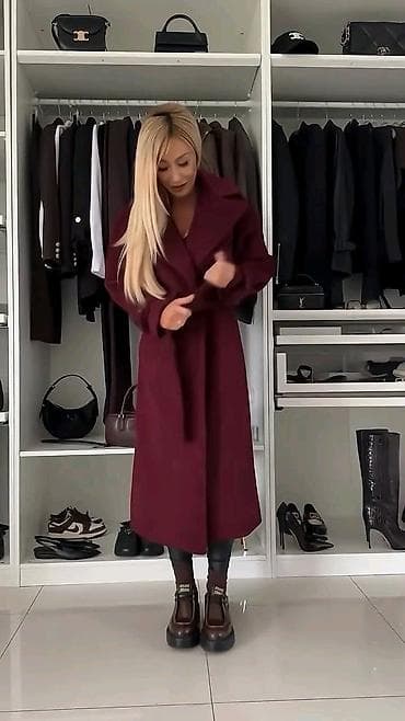 Ženska obuća: Kaput: 3.900 dinara⚡ — 2