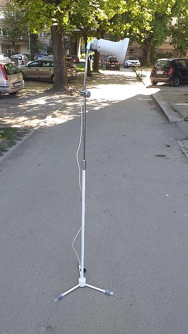 poliklinika nova niš: Ambulantna lampa 550 luxa Sutjeska Kao sa slika Lampa renomiranog — 10