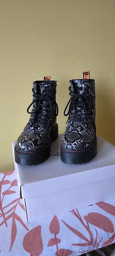 paradiso obuca beograd: Čizme, 37 — 4