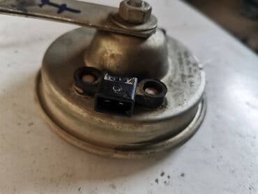 auto sirena 12v: Sirena Lada 21214i Niva. Polovno, ocuvano. Skinuto sa rastavljenog — 8