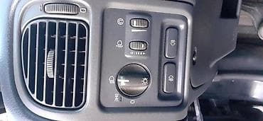 PREKIDAČ SVETLA ZA VOLVO V40 OD 1996. DO 2004. GOD. | prekidač na lalafo.rs PREKIDAČ SVETLA ZA VOLVO V40 OD 1996. DO 2004. GOD. | prekidač