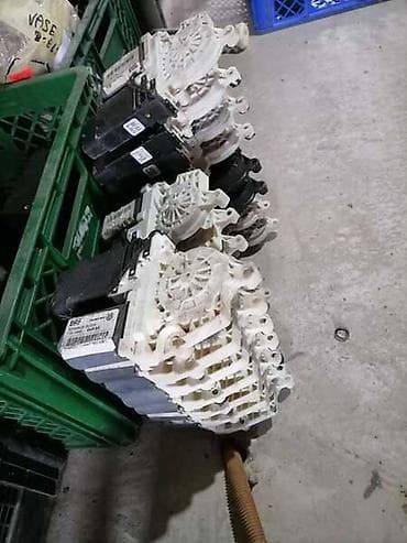 DELOVI ZA VOLKSWAGEN GOLF 4 | Delovi za golfa 4 na lalafo.rs DELOVI ZA VOLKSWAGEN GOLF 4 | Delovi za golfa 4