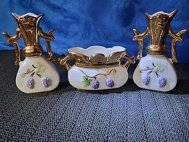 viseci lusteri: Trodelni nov porcelanski dekorativni set 1920g+. Trodelni set — 4
