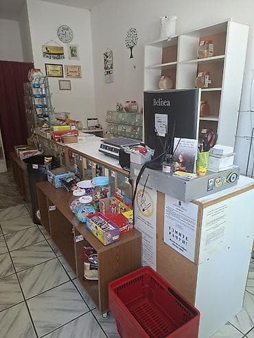 kuca u sivcu: Na prodaju inventar i oprema za prodavnicu zdrave hrane, cena — 1