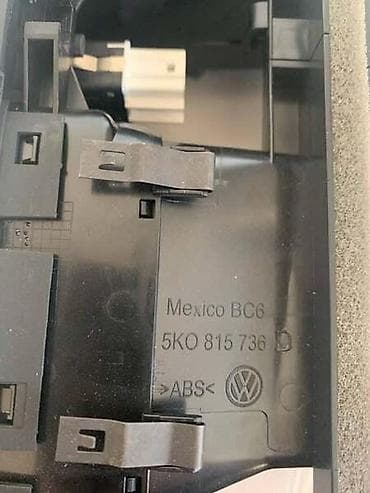 auto delovi ruma: REŠETKA VENTILACIJE ZA VOLKSWAGEN GOLF 6 OD 2008. DO 2013. GOD. - 5KO — 3