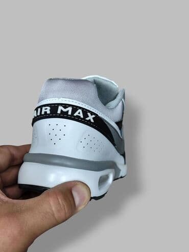 c a papuce: Trainers, size - 46 — 3
