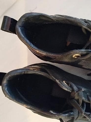 ravne cipele zenske: Zenske patike Louis Vuitton Run Away broj 40 Odlicno stanje Broj 40 — 4
