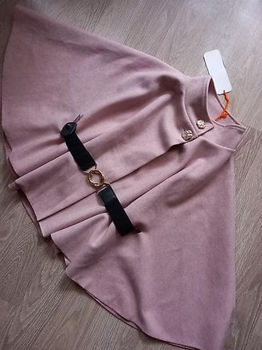 Women's Sweatsuits: Pončo nov,prelep,kaiš ide uz njega — 1