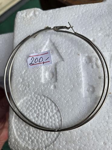 ps majice i bluze: Minđuše 200 i 300 din — 10