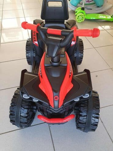 Dečiji električni automobili: 9000 kvad — 2