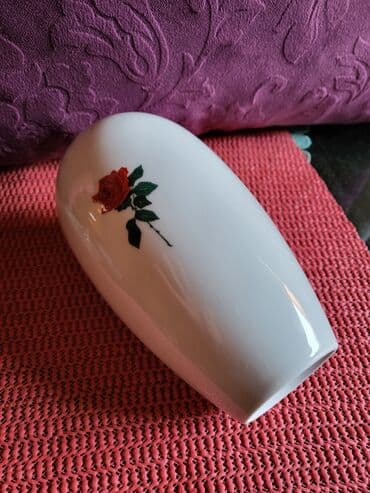 vaza sa cvecem crtez: Vaza nova Creidlitz porcelan Bavaria iz 70ih. Visina. 18cm — 7