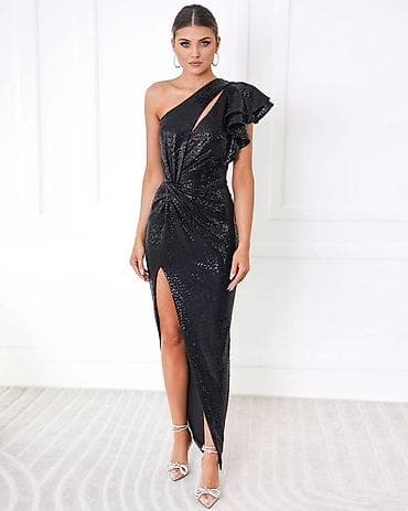 🔥Elegantna crna večernja haljina sa šljokicama
✅2200 din na lalafo.rs 🔥Elegantna crna večernja haljina sa šljokicama
✅2200 din