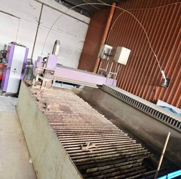 kupujem prodajem razno alati: Water Jet Švajcarski. Švajcarski Water Jet 2000x4000mm sa kopirnom — 4