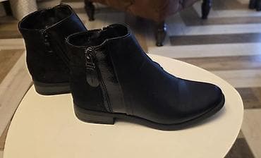 stradivarius gleznjace: Ženske crne gležnjače - Elegantne ravne gležnjače, klasične siluete - — 3