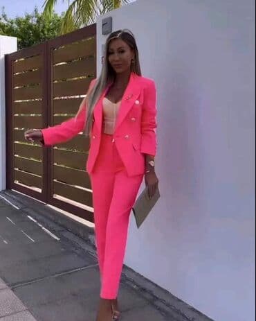 h m kompleti: Komplet
S m l xl
3200 din — 9