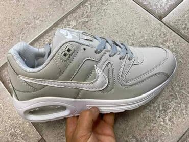 adidas nepromocive patike: Patike — 3