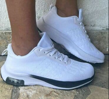 patike smederevo: 2200 — 5