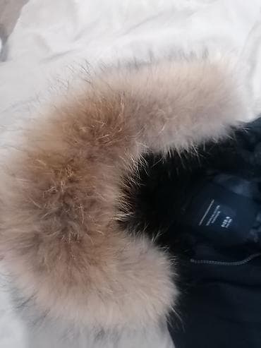 rainbow jakna: Jakna s, prirodno krzno, zadnja cena 3000 za visoke nije ni debela ni — 7