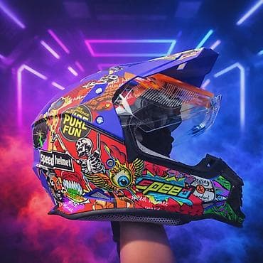 🪖 Motocross / Cross kaciga kaciga modernog dizajna. Atraktivan