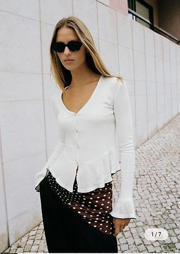 prova parfemi: Ženska rebrasta kardigan bluza sa dugmićima - Boja: bela - Kroj — 2