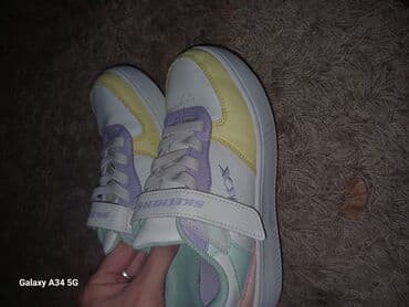 Children's Items: Skechers, Size - 34, Anatomic — 2
