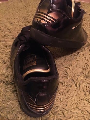 duboke patike adidas: Adidas patike lakovane original — 2