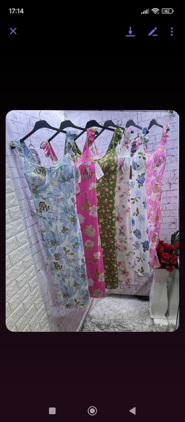 Dresses: 2500 — 4