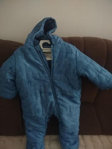 kape za spavanje: Bebin zimski komplete: dva jednodijelna skafandera sa kapuljačama - — 2