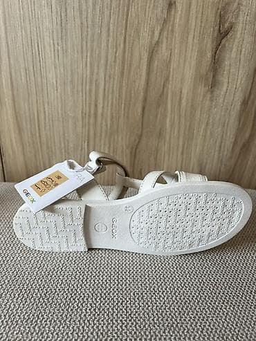 kragujevac obuca: Dečije sandale Geox, bela boja, broj 32. Mogu da isporučim haljinu u — 3