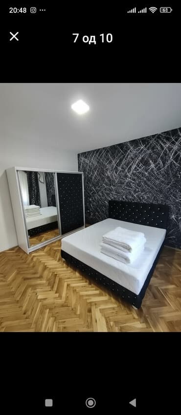 sto za crtanje sa projektorom: Moderna spavaća soba – komplet nameštaja - Bračni krevet sa visokim — 2