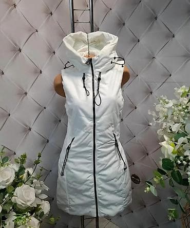 Kupaći kostimi: Ženska prošivena prsluk-haljina bez rukava sa velikom kapuljačom. - — 3