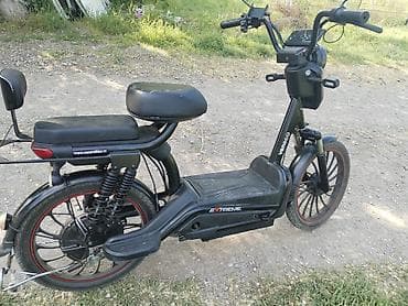 Bicycles: Električni motorcikl Veneco 35.000dinara Prodaje se sa punjacem Lepo — 4