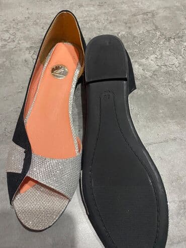 zenske mokasine broj 42: Sandals, 38 — 5
