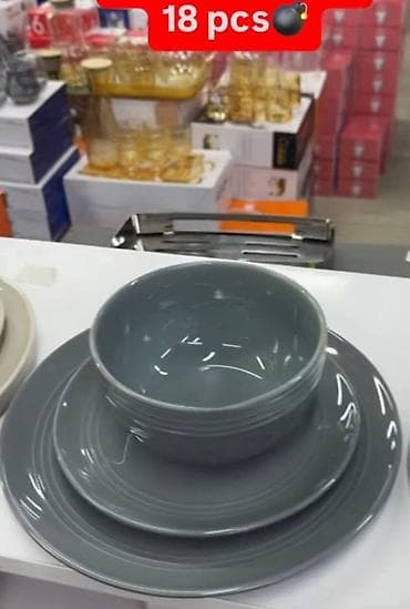 jastuce za ljuljasku: Servis za ručavanje – 18 delova Elegantni set tanjira i činija u — 6